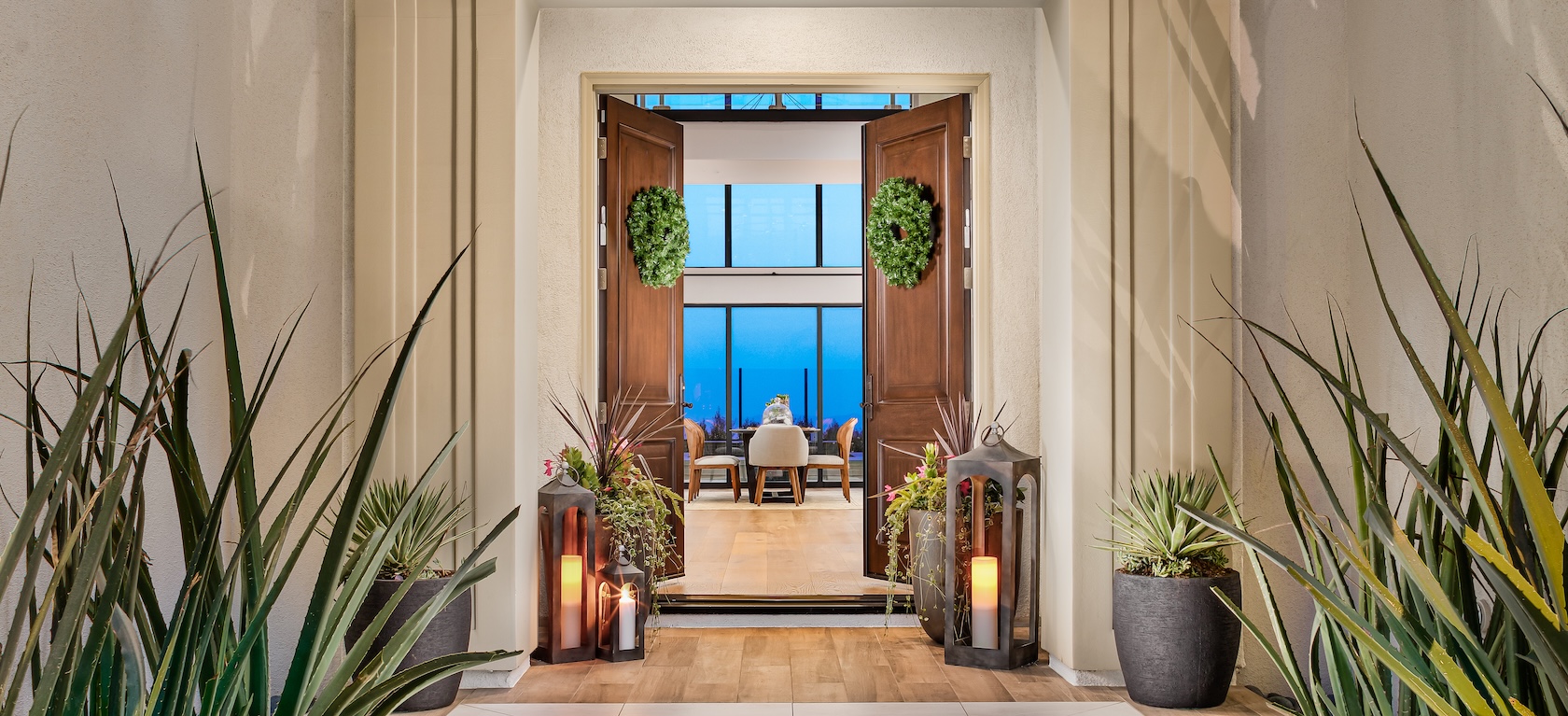 6 Ways to Update Your Exterior Lighting for the Holidays featured image