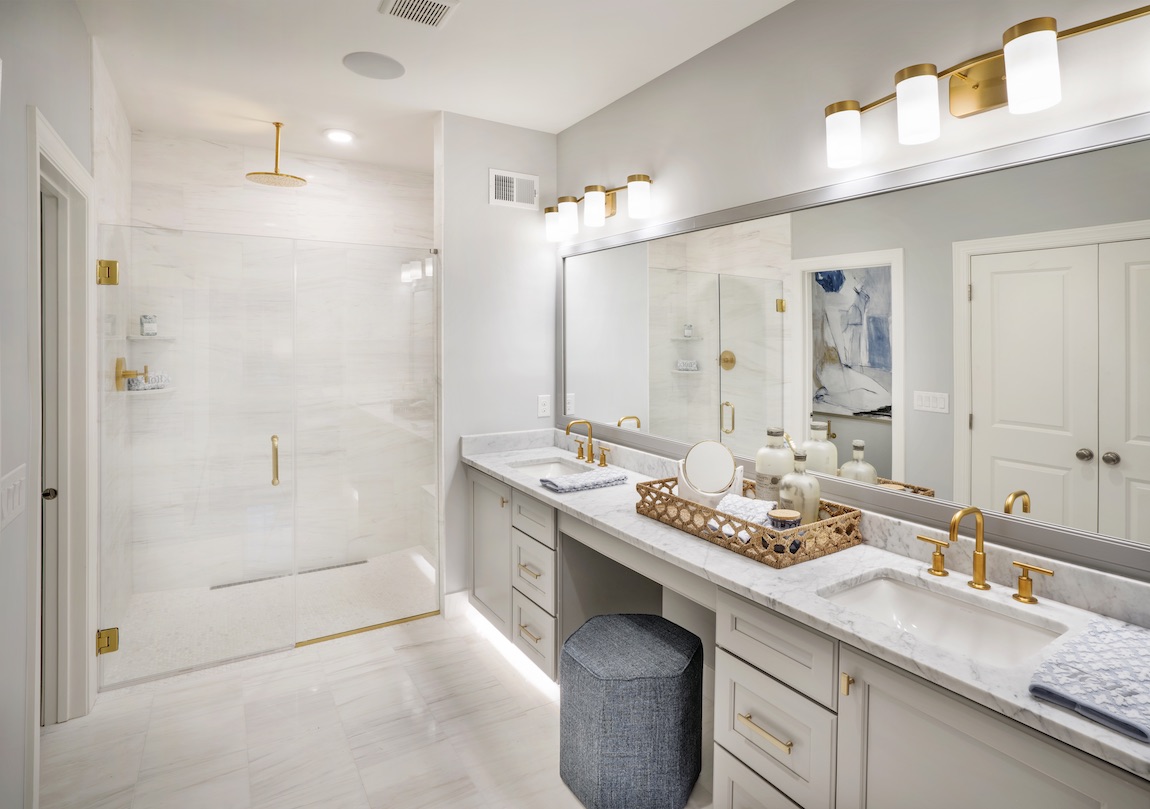 White And Gold Bathroom Vanity Unit