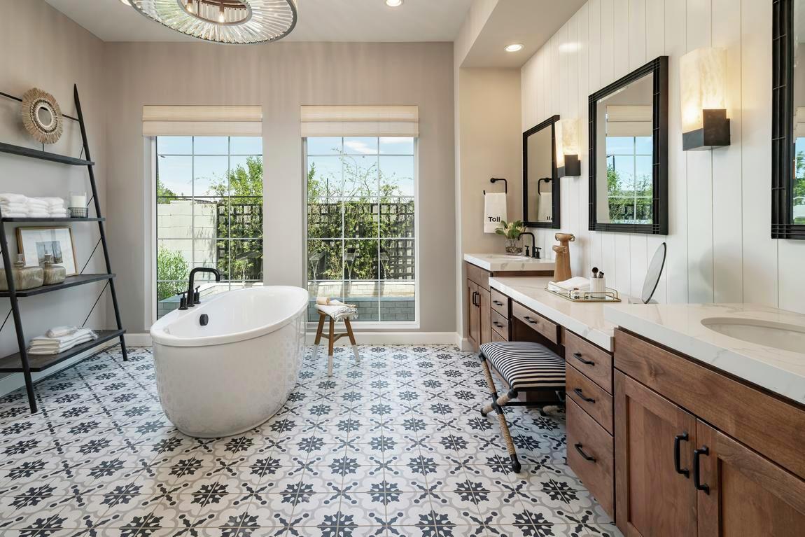 6 Bathroom Makeovers With Soaking Tubs - Model Remodel