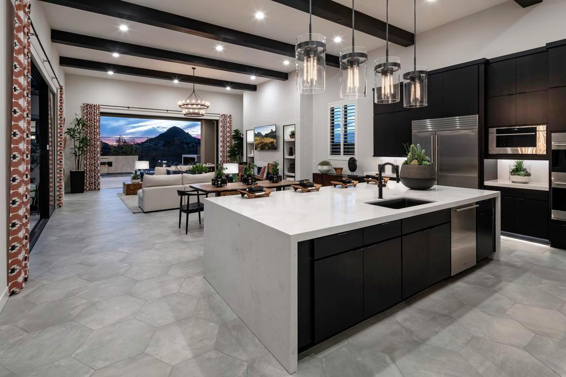 luxury mansions kitchen