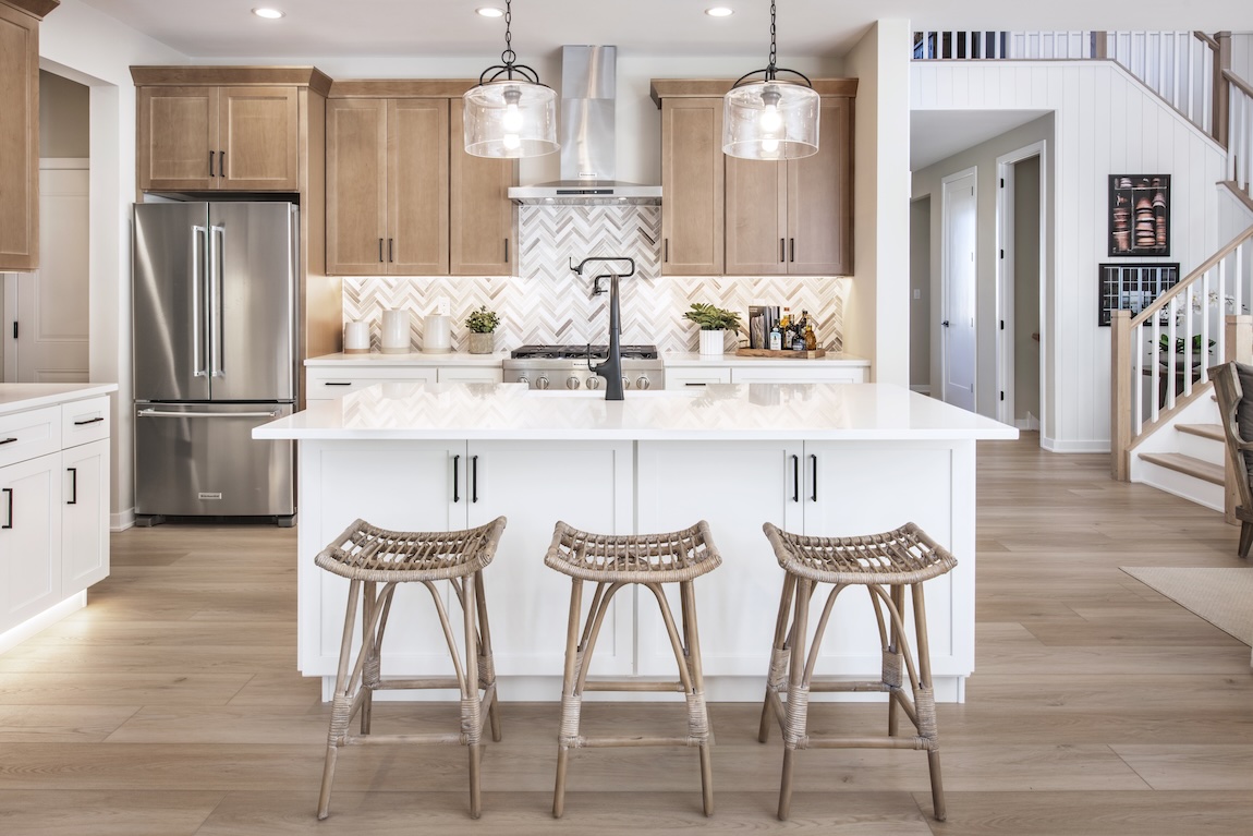 charming modern farmhouse kitchen